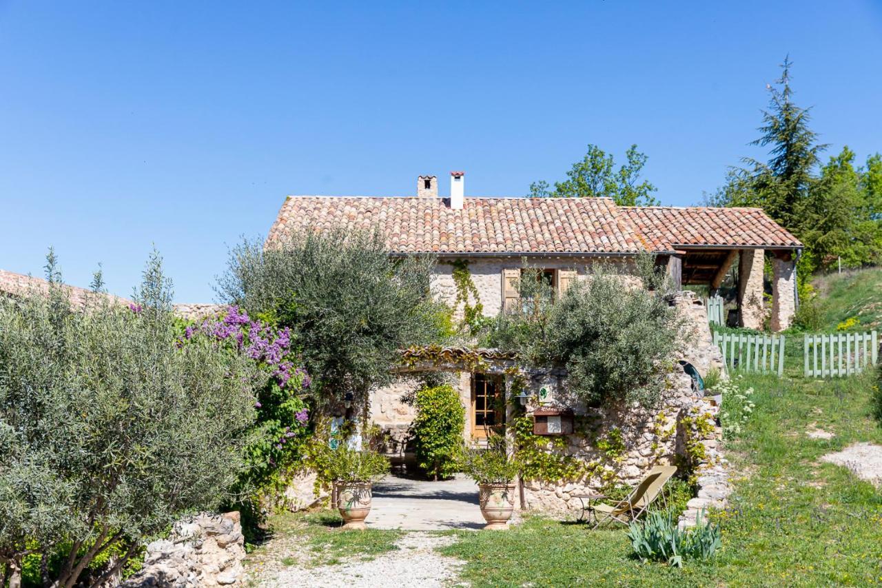 La Ferme Du Petit Segries Bed And Breakfast Moustiers-Sainte-Marie Exterior foto