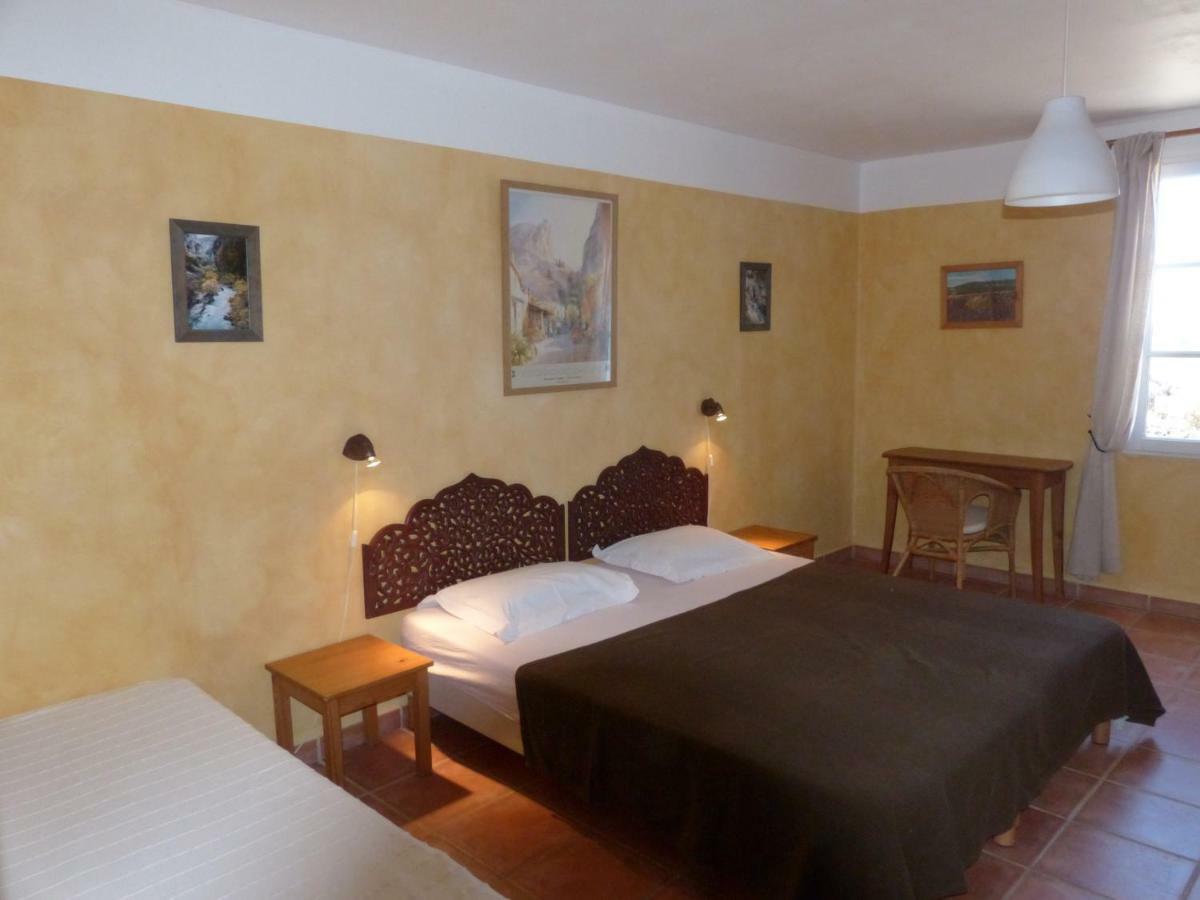 La Ferme Du Petit Segries Bed And Breakfast Moustiers-Sainte-Marie Exterior foto