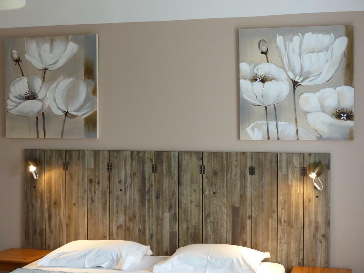 La Ferme Du Petit Segries Bed And Breakfast Moustiers-Sainte-Marie Exterior foto